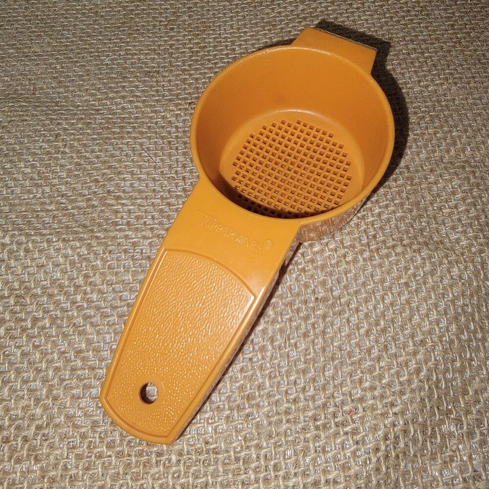 Tupperware Mini Sifter Gadget Loose Tea Strainer Orange Vintage